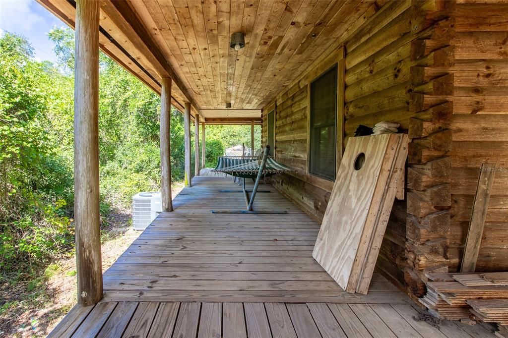 For Sale: $349,900 (3 beds, 1 baths, 1135 Square Feet)