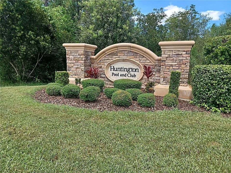 Active With Contract: $358,000 (2 beds, 2 baths, 1598 Square Feet)