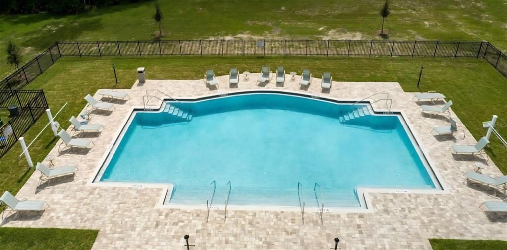 Active With Contract: $358,000 (2 beds, 2 baths, 1598 Square Feet)