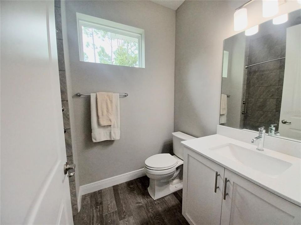 Active With Contract: $358,000 (2 beds, 2 baths, 1598 Square Feet)