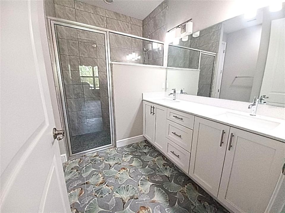 Active With Contract: $358,000 (2 beds, 2 baths, 1598 Square Feet)