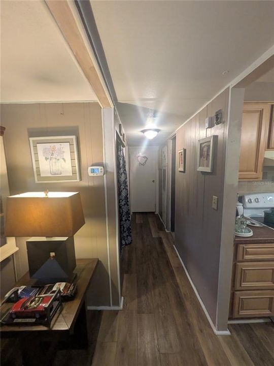 Active With Contract: $125,000 (2 beds, 2 baths, 864 Square Feet)