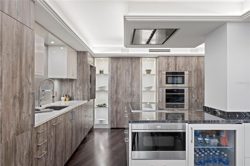 В аренду: $15,000 (4 спален, 4 ванн, 4189 Квадратных фут)