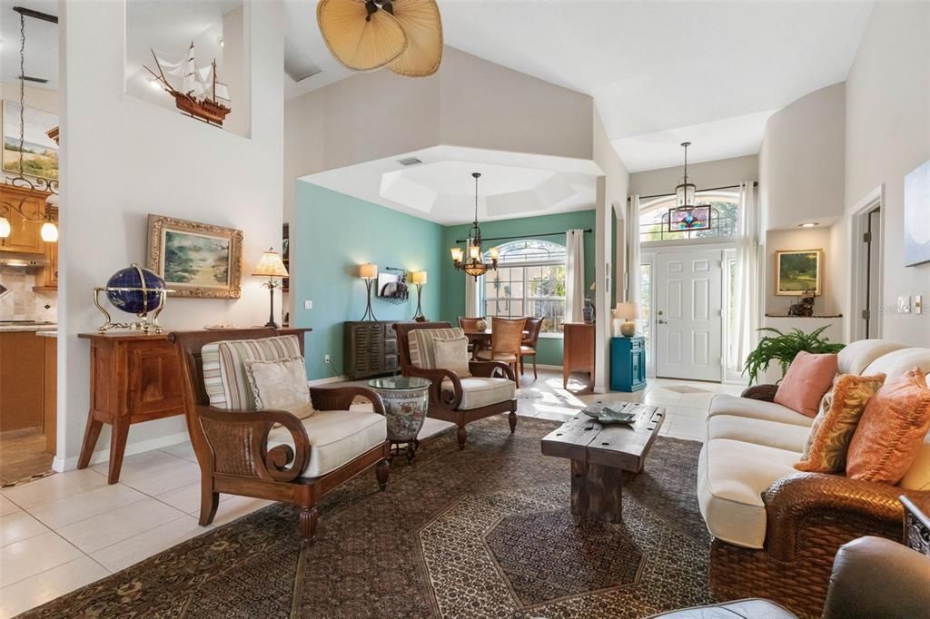 待售: $950,000 (3 贝兹, 2 浴室, 2512 平方英尺)