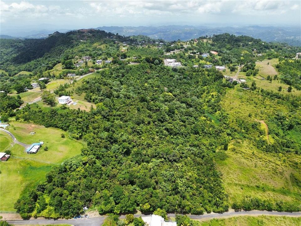 待售: $450,000 (8.64 acres)