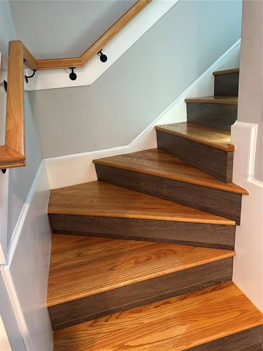 待售: $449,999 (2 贝兹, 1 浴室, 1029 平方英尺)