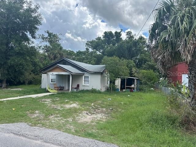 Active With Contract: $125,000 (2 beds, 1 baths, 1011 Square Feet)