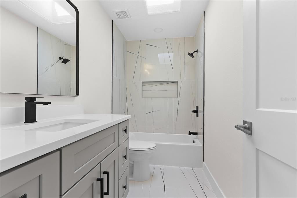 На продажу: $1,749,000 (4 спален, 3 ванн, 2235 Квадратных фут)