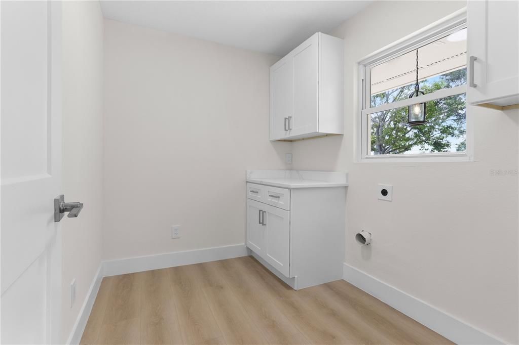 На продажу: $1,749,000 (4 спален, 3 ванн, 2235 Квадратных фут)