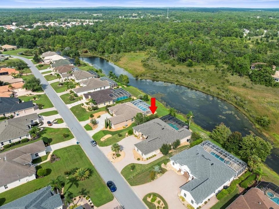 Под контрактом: $575,000 (3 спален, 3 ванн, 3141 Квадратных фут)