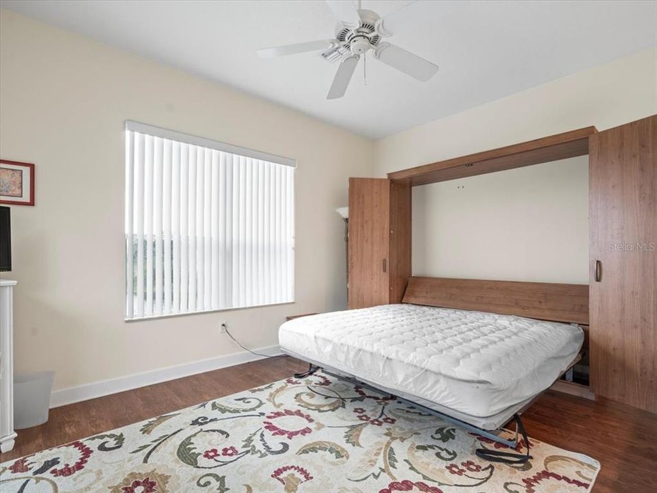 Под контрактом: $575,000 (3 спален, 3 ванн, 3141 Квадратных фут)