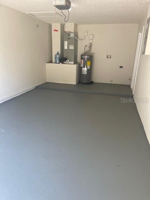 Под контрактом: $260,000 (3 спален, 2 ванн, 1072 Квадратных фут)