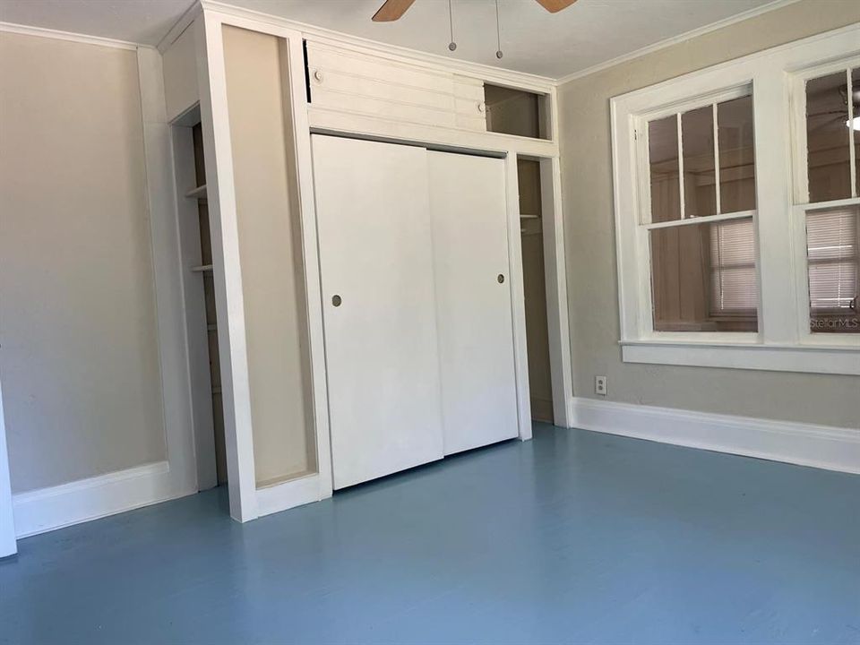 Active With Contract: $165,000 (3 beds, 2 baths, 1614 Square Feet)