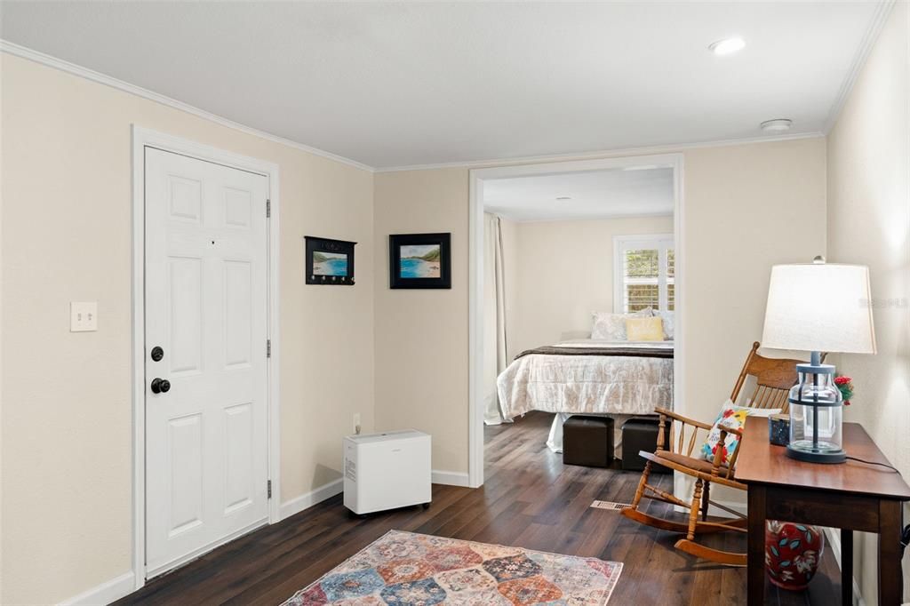 For Sale: $299,000 (2 beds, 2 baths, 1248 Square Feet)