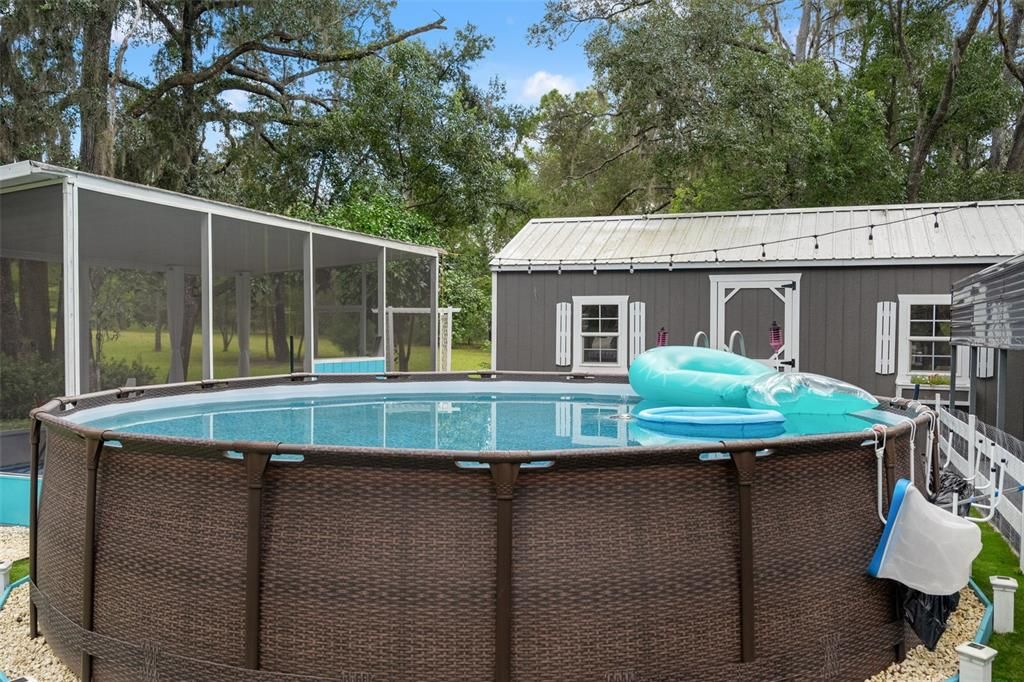 For Sale: $299,000 (2 beds, 2 baths, 1248 Square Feet)