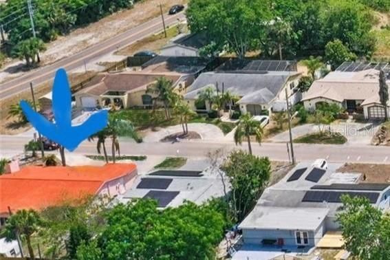 合同活跃: $245,000 (2 贝兹, 2 浴室, 1497 平方英尺)