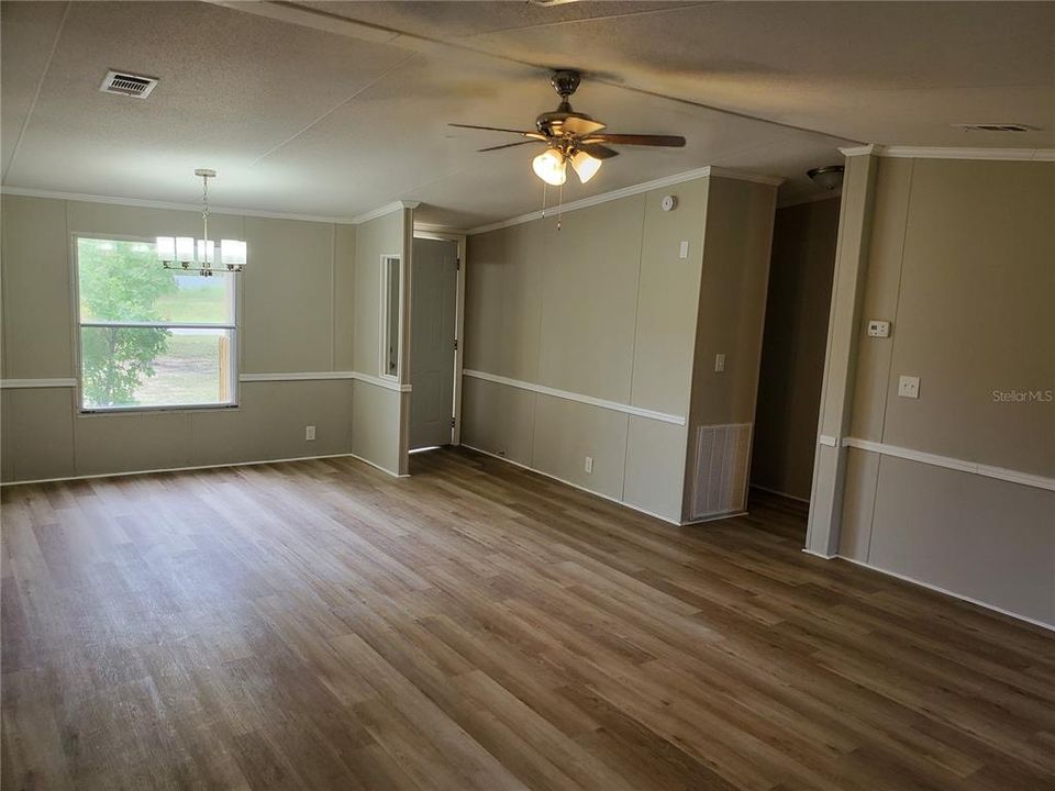 待售: $319,900 (3 贝兹, 2 浴室, 1620 平方英尺)