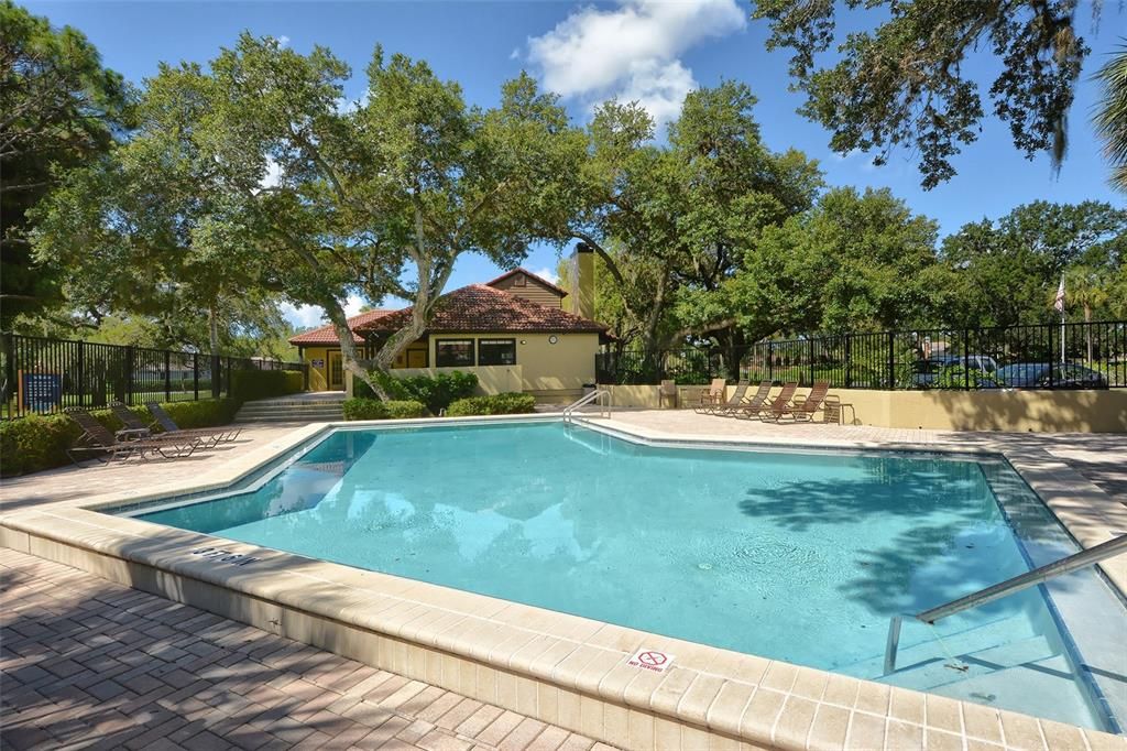 Activo con contrato: $642,000 (3 camas, 2 baños, 2232 Pies cuadrados)