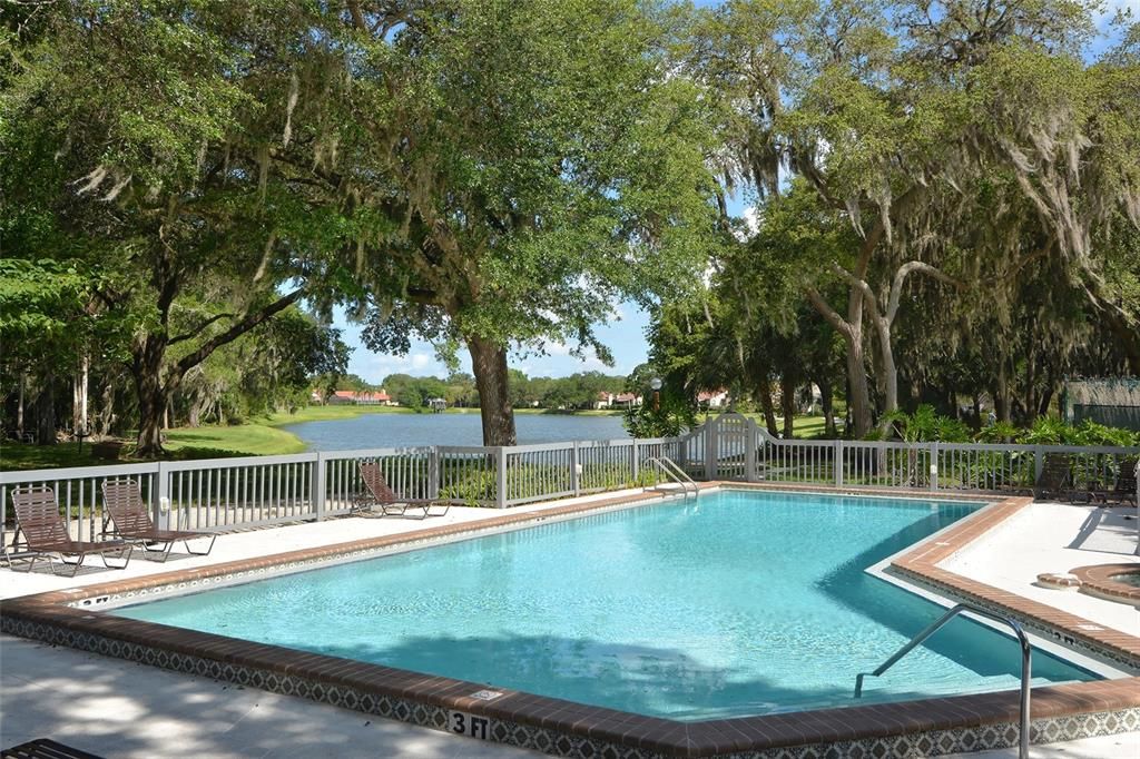 Activo con contrato: $642,000 (3 camas, 2 baños, 2232 Pies cuadrados)