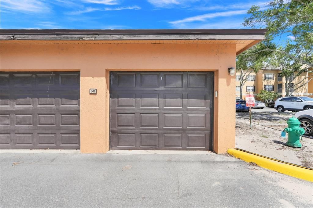 Под контрактом: $249,000 (2 спален, 2 ванн, 1003 Квадратных фут)