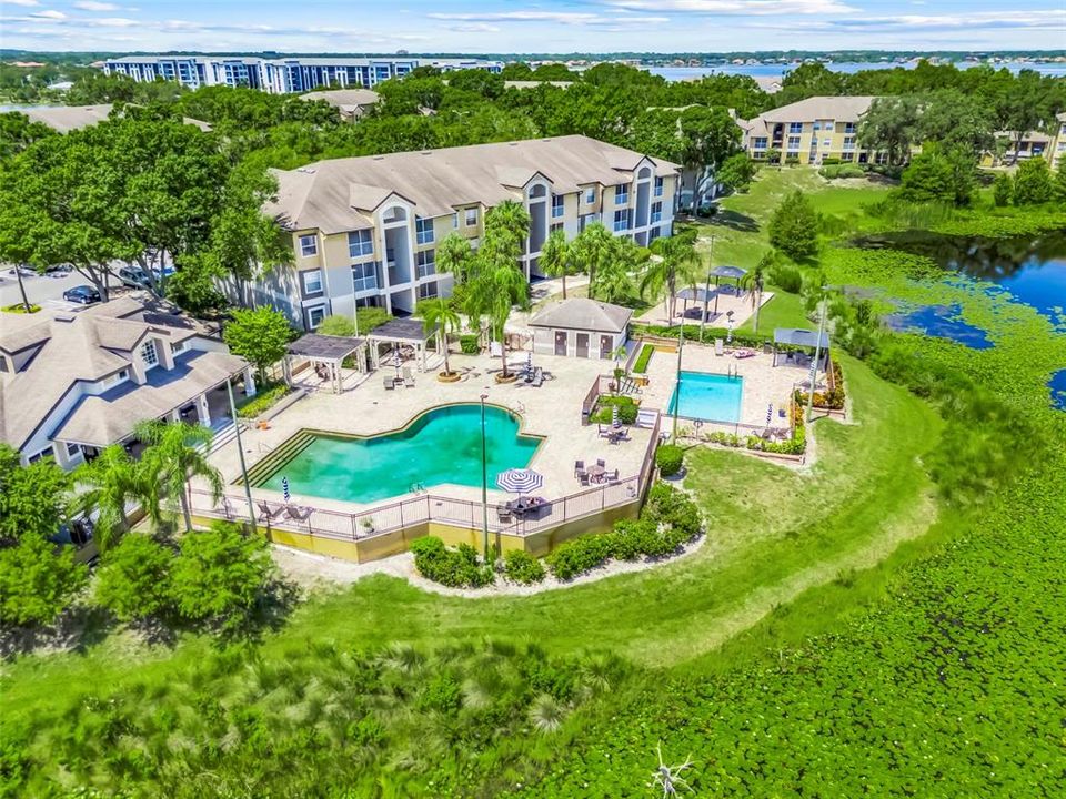 Под контрактом: $249,000 (2 спален, 2 ванн, 1003 Квадратных фут)