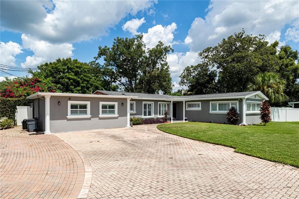 For Sale: $499,900 (3 beds, 2 baths, 2058 Square Feet)