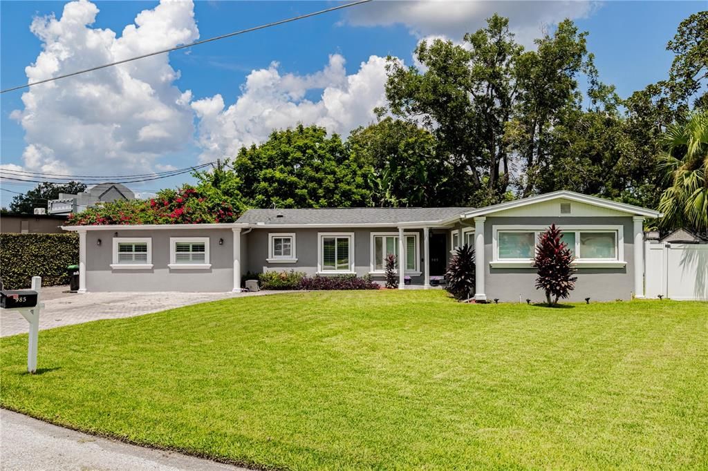 For Sale: $499,900 (3 beds, 2 baths, 2058 Square Feet)