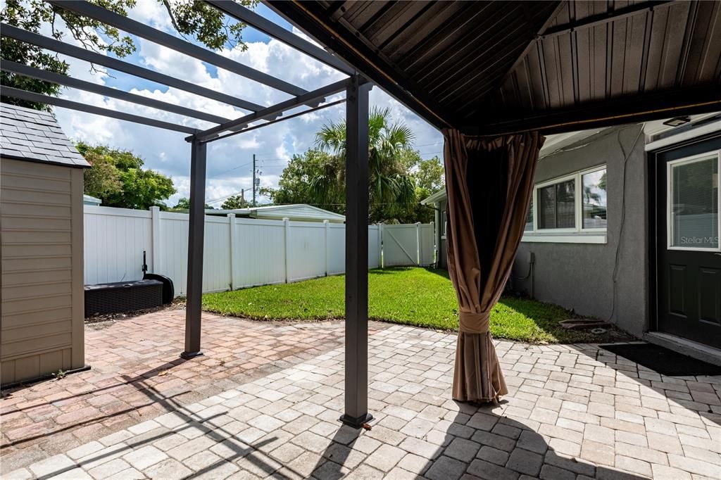 For Sale: $499,900 (3 beds, 2 baths, 2058 Square Feet)