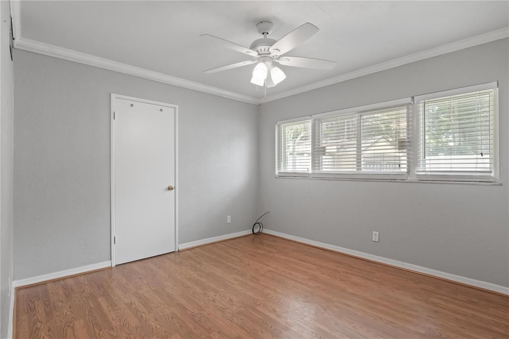 For Sale: $499,900 (3 beds, 2 baths, 2058 Square Feet)