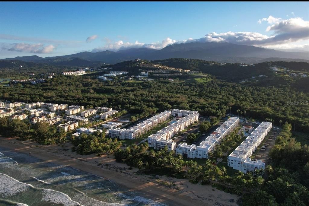 En Venta: $297,000 (25.00 acres)