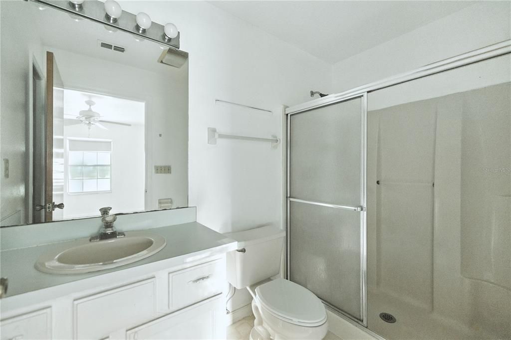 For Sale: $435,000 (3 beds, 2 baths, 1304 Square Feet)