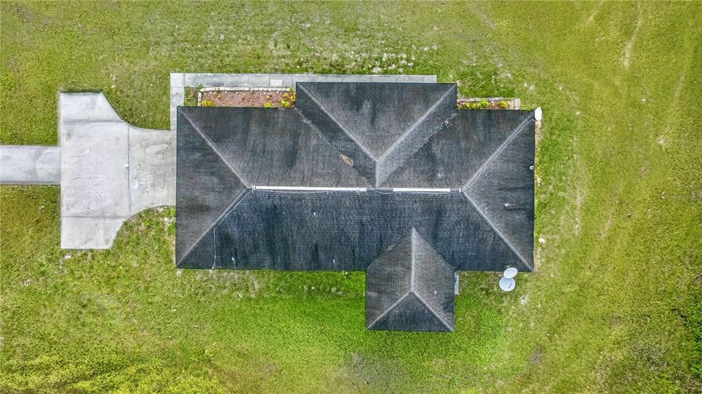 For Sale: $435,000 (3 beds, 2 baths, 1304 Square Feet)