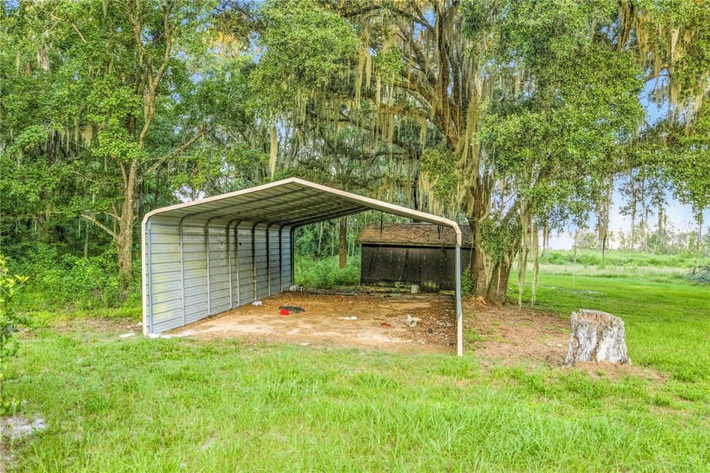 For Sale: $435,000 (3 beds, 2 baths, 1304 Square Feet)