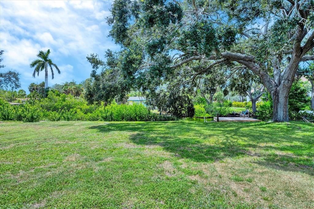 На продажу: $499,900 (2 спален, 2 ванн, 1152 Квадратных фут)