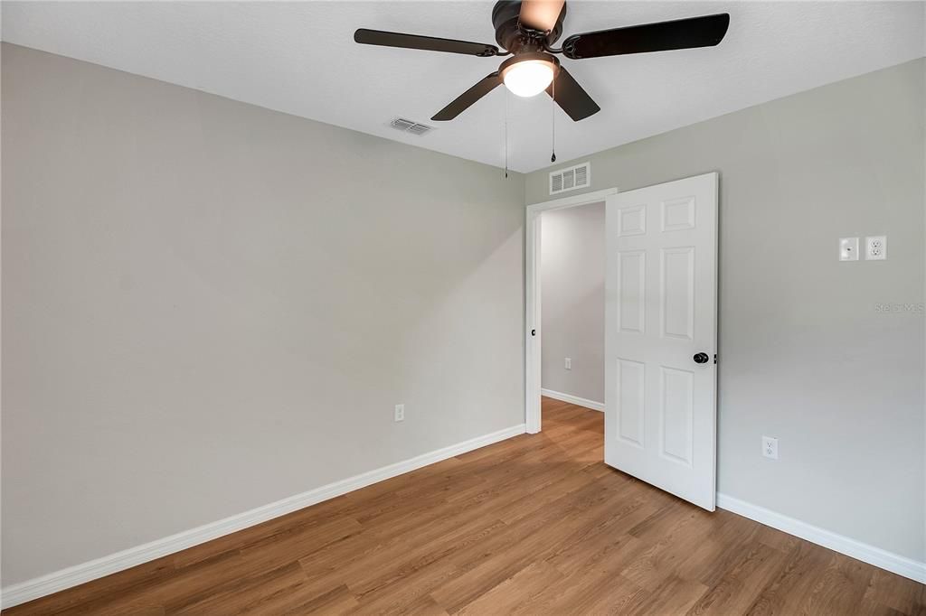 For Sale: $334,000 (3 beds, 2 baths, 1300 Square Feet)