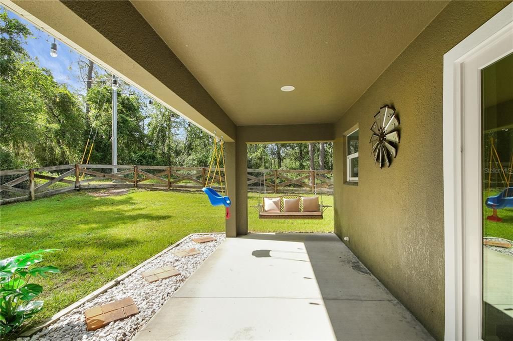 For Sale: $334,000 (3 beds, 2 baths, 1300 Square Feet)