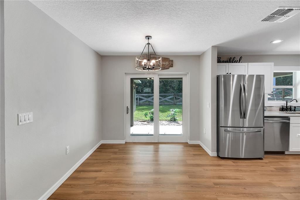 For Sale: $334,000 (3 beds, 2 baths, 1300 Square Feet)