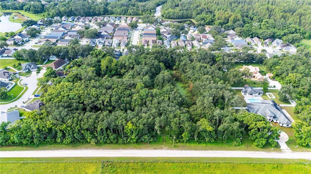 待售: $549,000 (5.10 acres)
