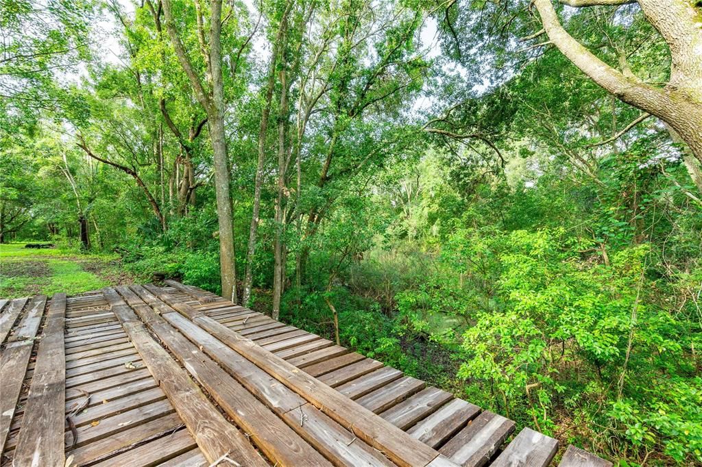 待售: $549,000 (5.10 acres)