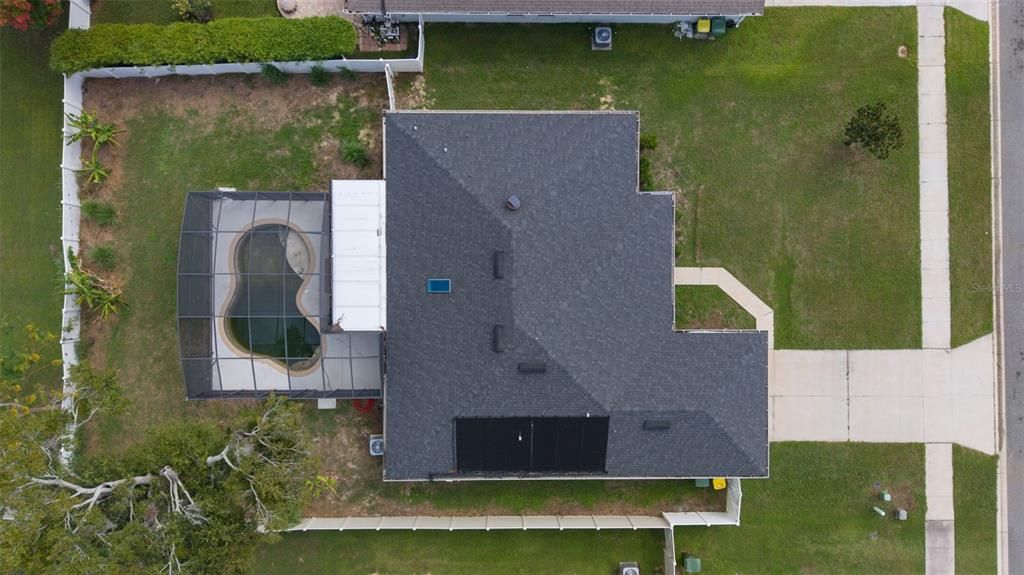 合同活跃: $324,000 (3 贝兹, 2 浴室, 2035 平方英尺)