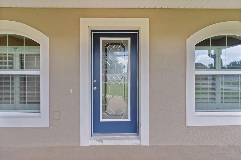 合同活跃: $324,000 (3 贝兹, 2 浴室, 2035 平方英尺)