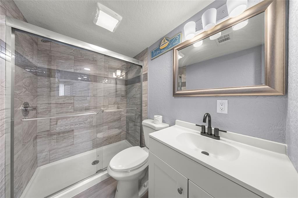 For Sale: $275,000 (3 beds, 2 baths, 1152 Square Feet)