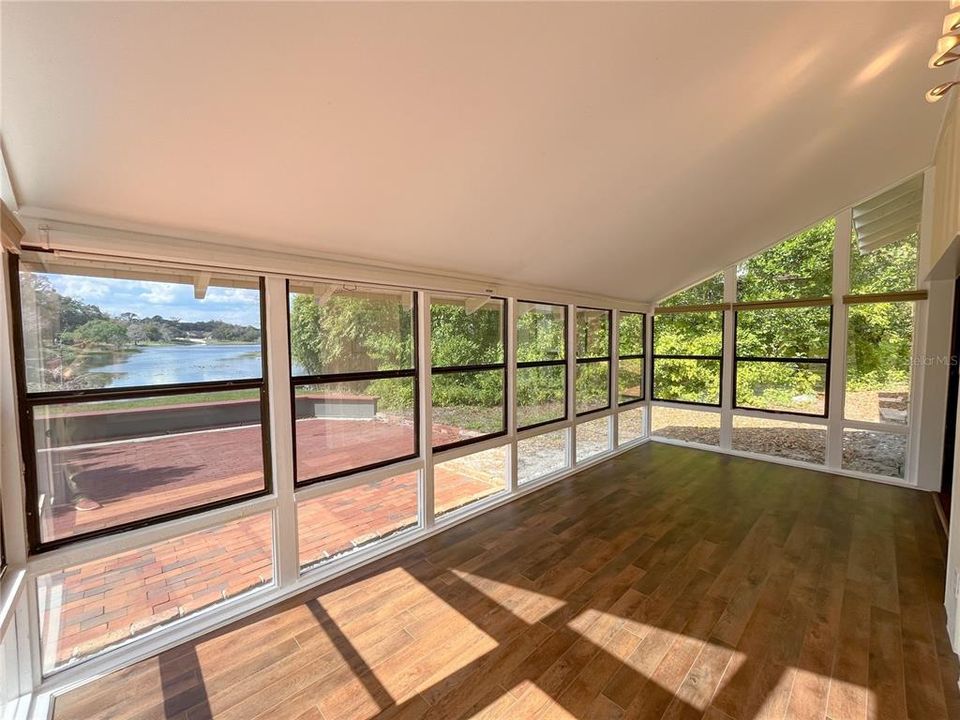 For Sale: $510,000 (2 beds, 3 baths, 2193 Square Feet)