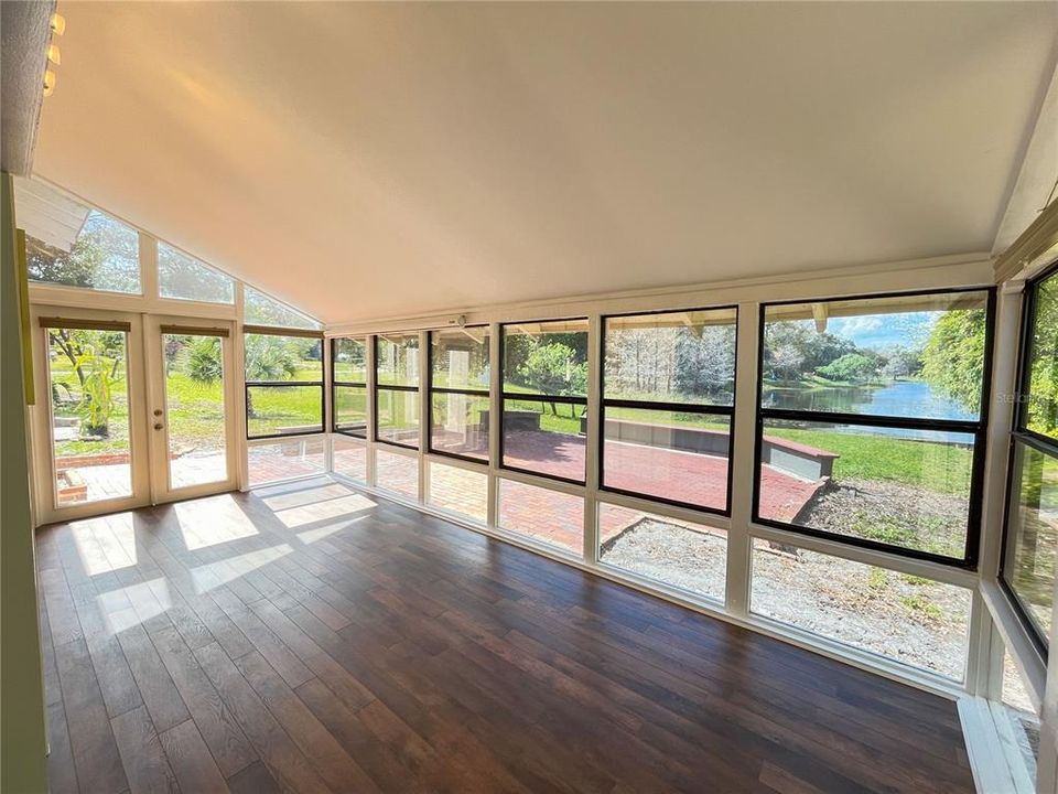 For Sale: $510,000 (2 beds, 3 baths, 2193 Square Feet)