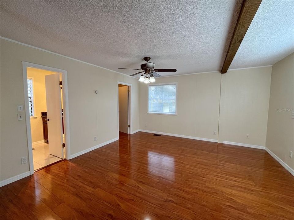 For Sale: $510,000 (2 beds, 3 baths, 2193 Square Feet)