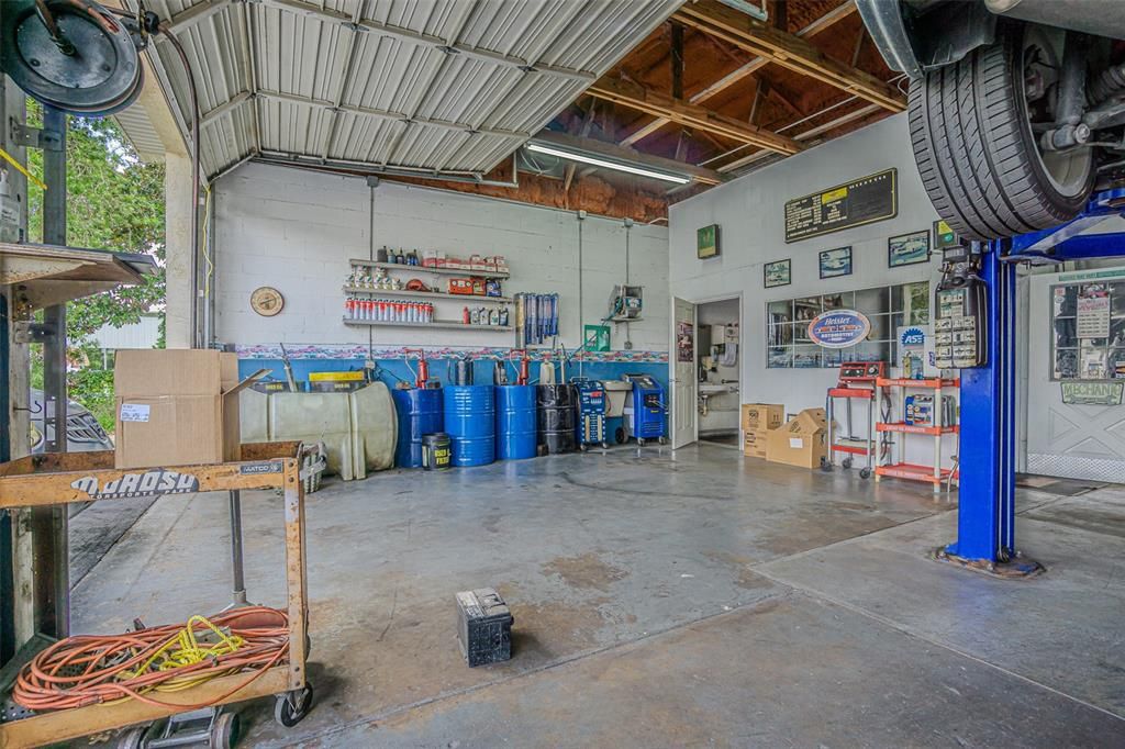 For Sale: $465,000 (0 beds, 0 baths, 1320 Square Feet)