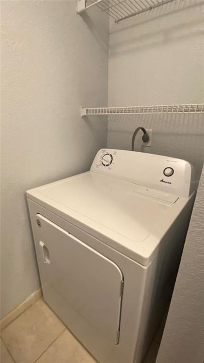 Под контрактом: $163,000 (1 спален, 1 ванн, 745 Квадратных фут)