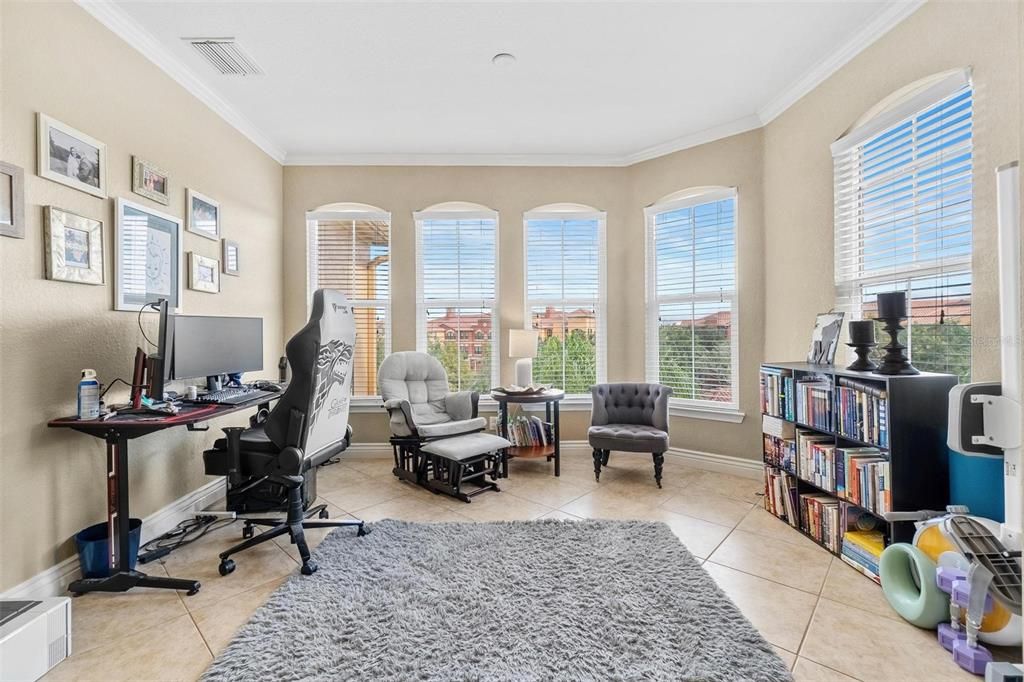 Active With Contract: $239,900 (2 beds, 2 baths, 1230 Square Feet)