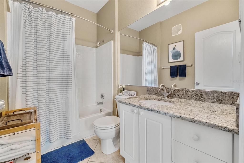 Active With Contract: $239,900 (2 beds, 2 baths, 1230 Square Feet)