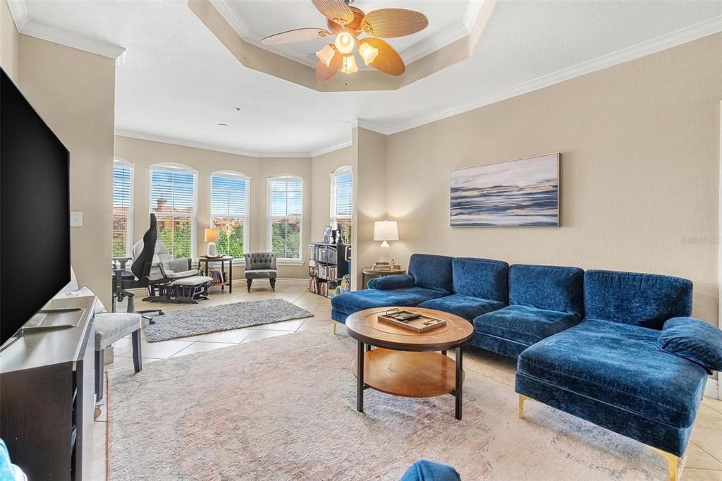 Active With Contract: $239,900 (2 beds, 2 baths, 1230 Square Feet)